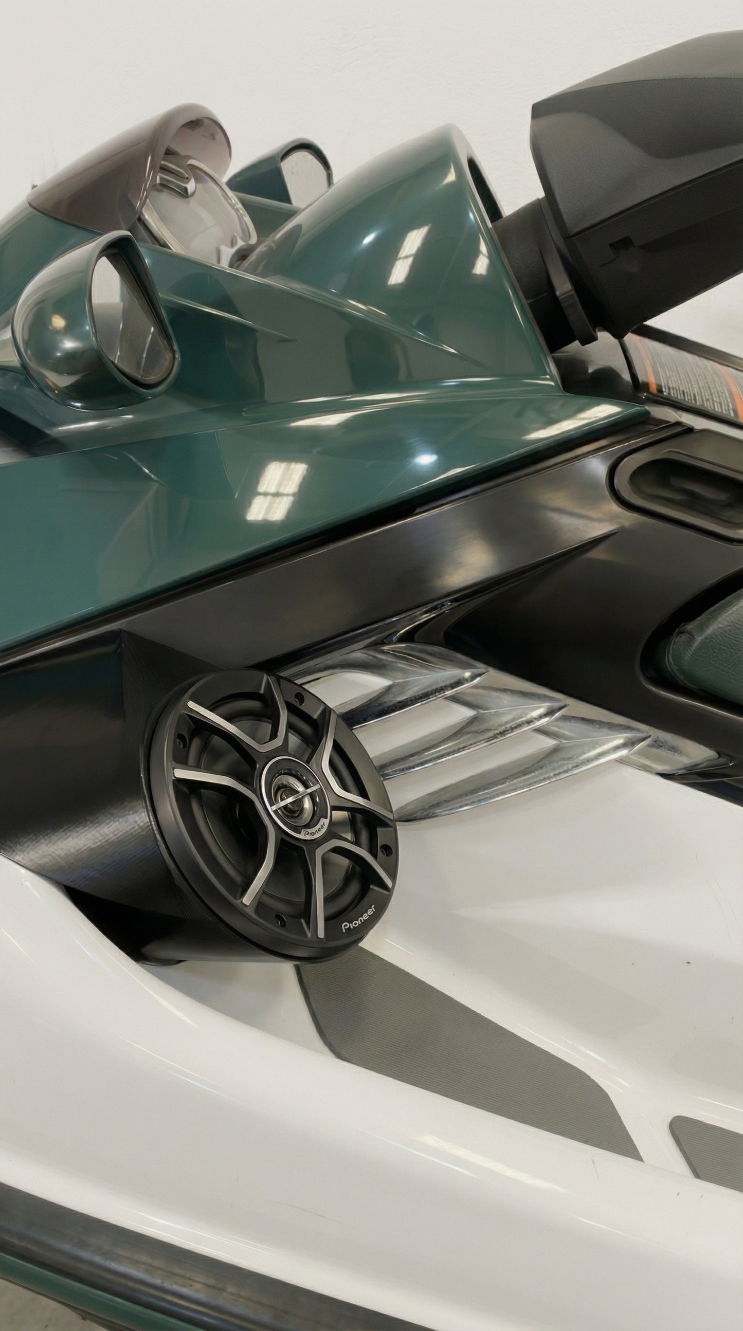 Boîtiers de haut-parleurs et de système audio Sea-Doo RXT 2007 6,5"