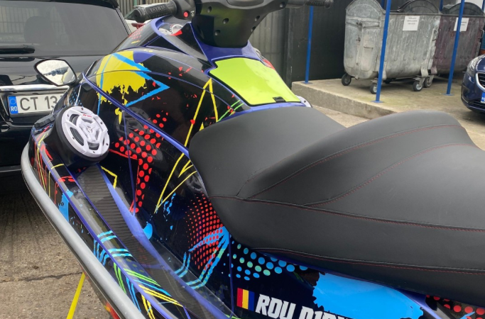 Boîtiers pour haut-parleurs et systèmes audio Yamaha VX 2005-2009